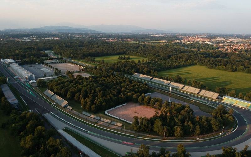 Circuito de Monza: El Epicentro Automovilístico a las Afueras de Milán
