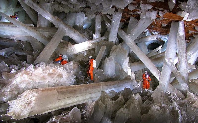 Las Increíbles Cuevas con Cristales Gigantes en Naica, México