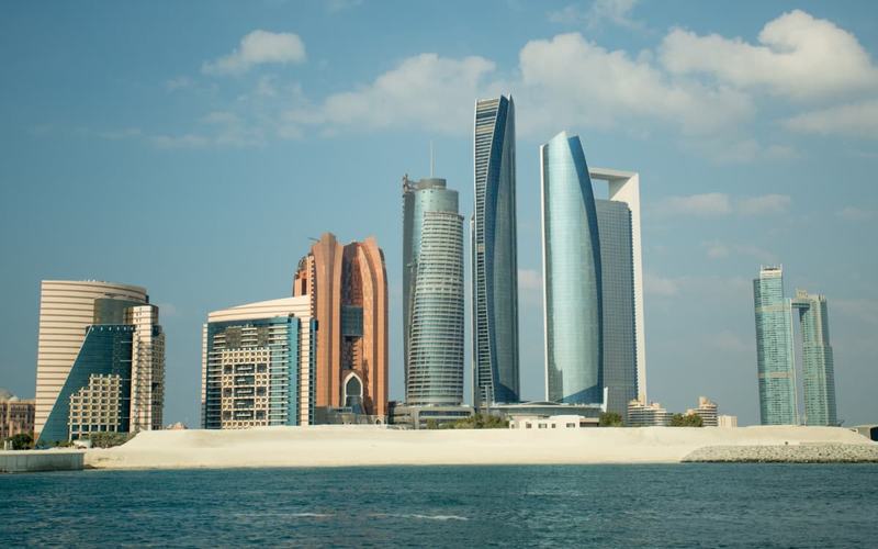 8 Espectaculares Lugares de Abu Dabi que debes Conocer