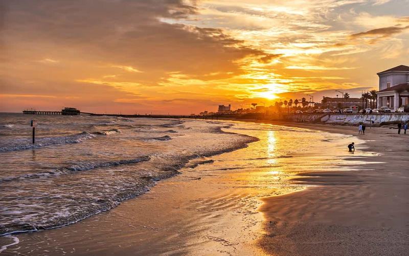12 Hermosas Playas de Texas para Disfrutar del Sol y la Arena