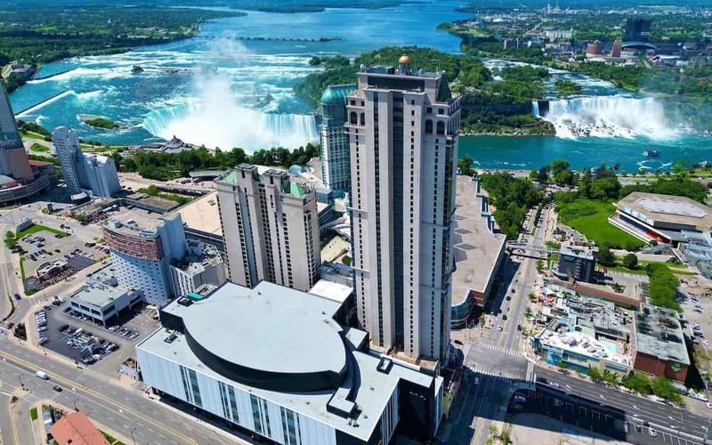 7 Hoteles con vista a las Cataratas del Niágara que vale la pena conocer