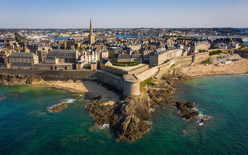 25 Mejores lugares para visitar en Bretaña, Francia
