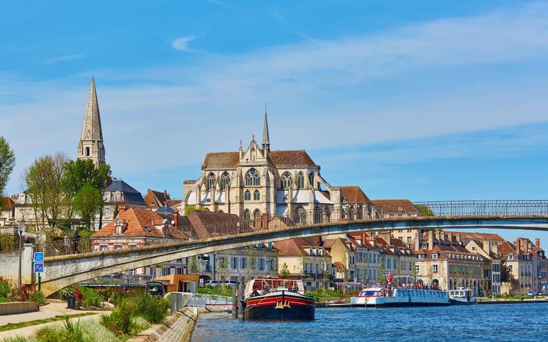 26 Mejores lugares para visitar en Borgoña