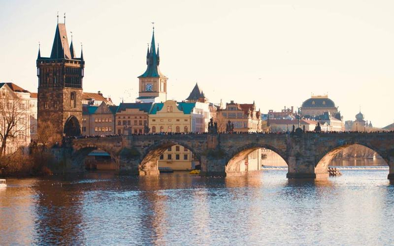 Mejores lugares para visitar en Praga: descubre la joya del corazón de Europa