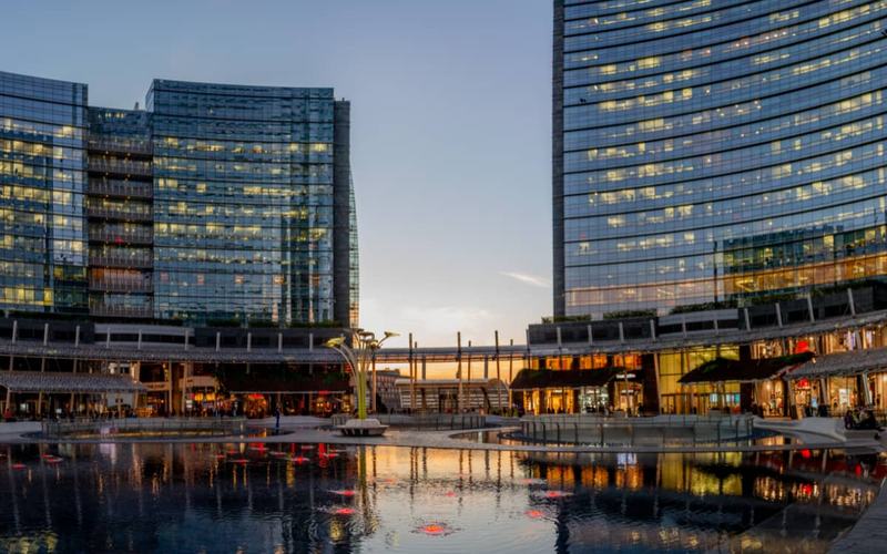 Piazza Gae Aulenti: El rincón vanguardista de Milán