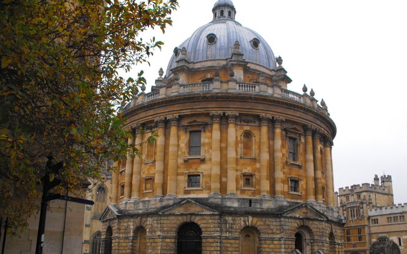 Por qué visitar Oxford en su próximo viaje a Inglaterra