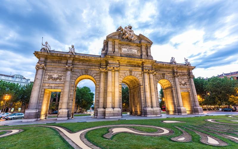 18 Principales atracciones turísticas en Madrid, España
