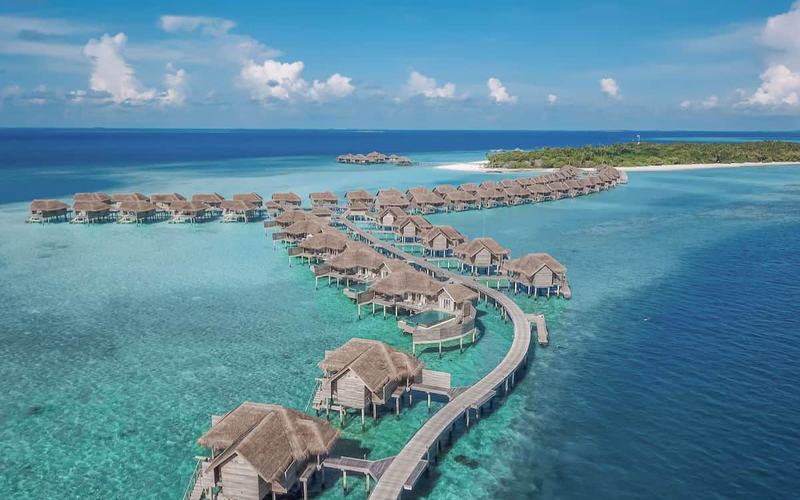 Villas de playa de las Maldivas: Refugios de ensueño sobre aguas turquesa