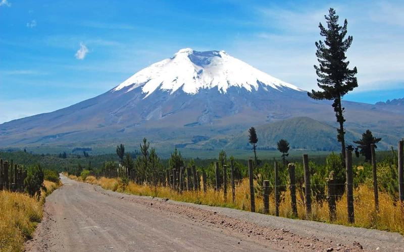 Vive la Experiencia de Escalar el Volcán Cotopaxi en Quito, Ecuador