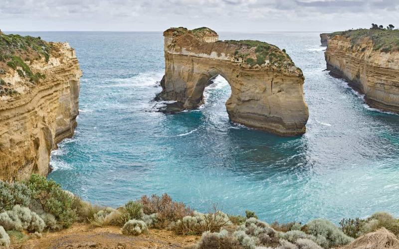 Recorre la Great Ocean Road de Australia en transporte público