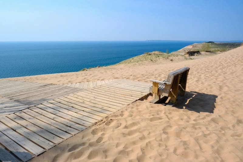 A orillas del lago nacional Sleeping Bear Dunes-michigan