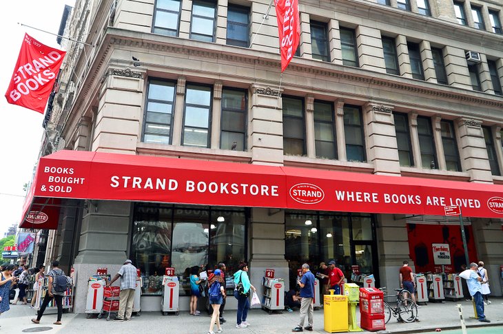 Acurrúcate en The Strand
