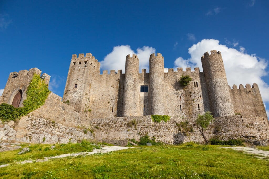 Admira el castillo de Obidos