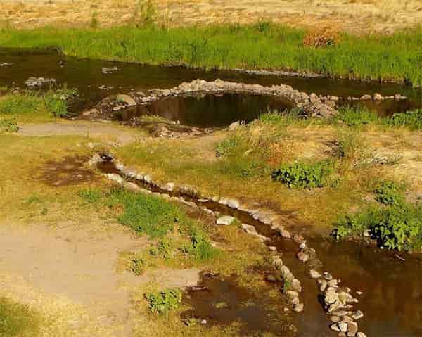 Aguas termales Pluma de Luz