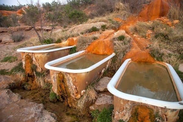 Aguas termales místicas