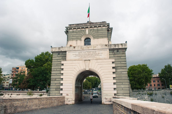 Algunos datos sobre el Puente Milvio