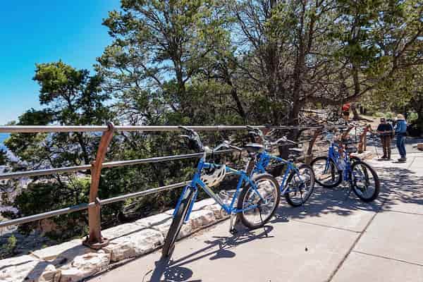 Andar en bicicleta por el Borde Sur