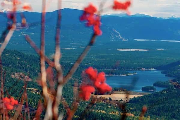 Bucle de tres picos-rutas de senderismo cerca de Spokane en Washington