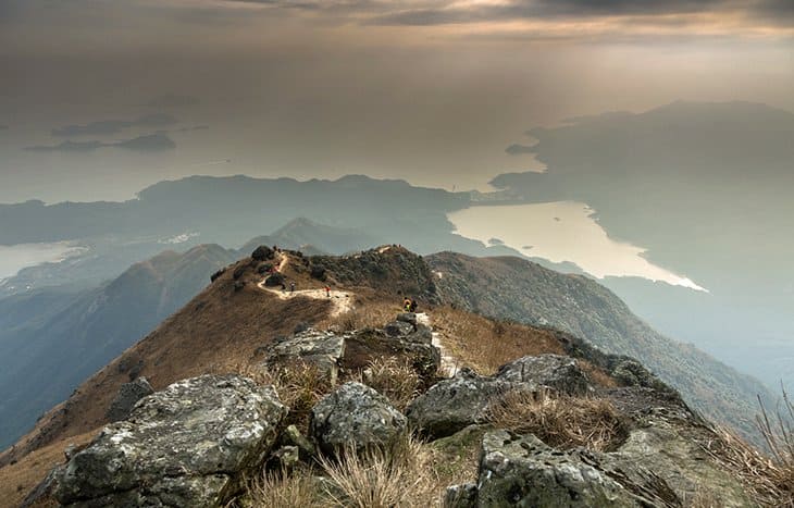 Caminata al pico Lantau - Explora Hong Kong a pie