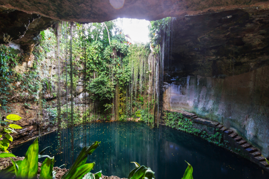 Cenote Azul
