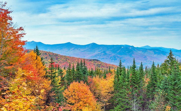 Colores de otoño en las Montañas Blancas de New Hampshire
