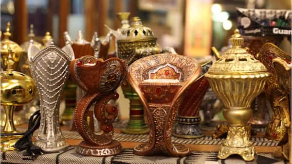 Compre los mejores artículos tradicionales y recuerdos