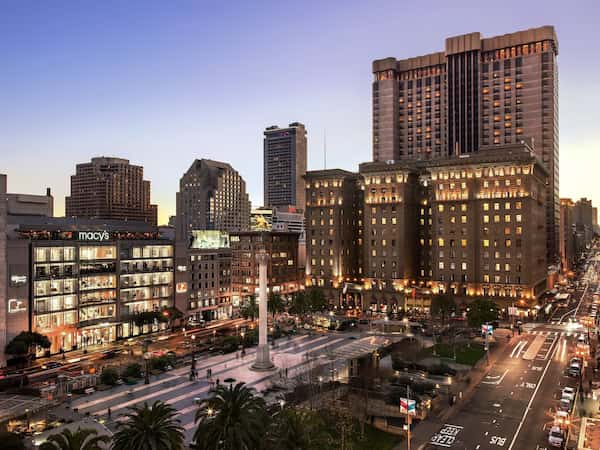 Considere alojarse cerca de Union Square-Consejos para tu primera visita a San Francisco