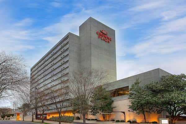 Crowne Plaza Hotel Knoxville Downtown University, an IHG Hotel