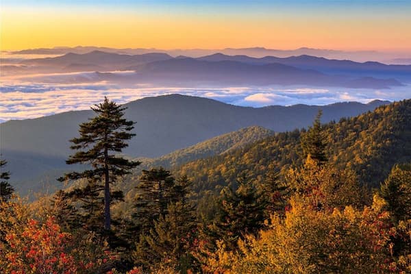 Cúpula de Clingman-Colores de Otoño en Tennessee