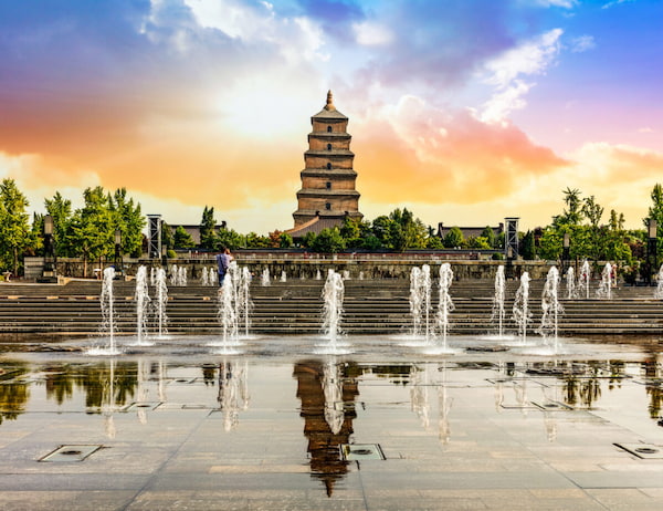 Dirígete a la Gran Pagoda del Ganso Salvaje 6