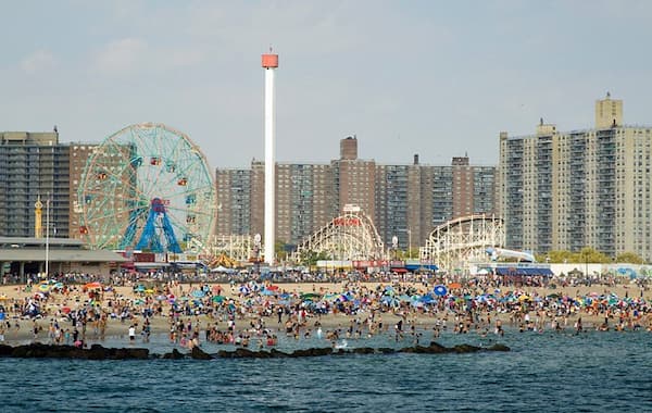 Diversión de verano en Coney Island