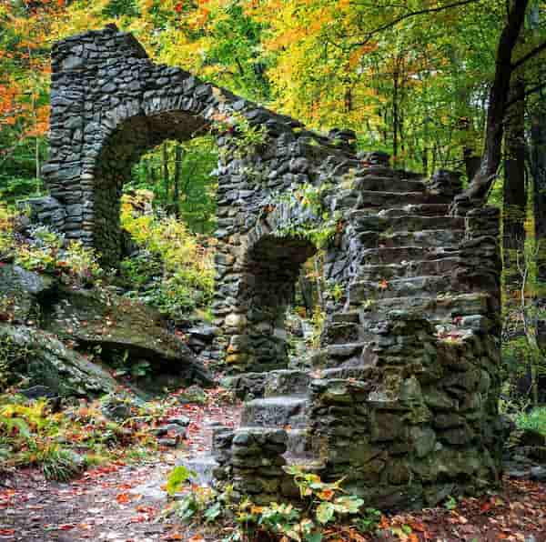 Echa un vistazo a lo que queda de un castillo
