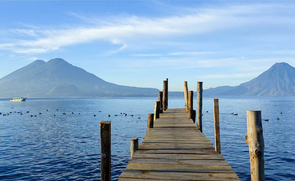 El propio lago de Atitlán 4