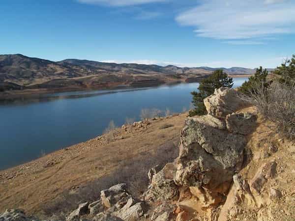 El sendero A-Caminatas cerca de Fort Collins