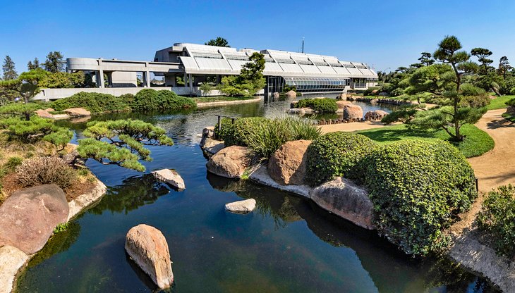 Encuentra la paz interior en el Jardín Japonés