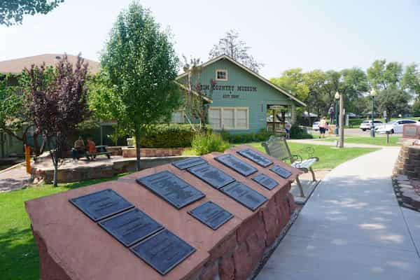 Explora el museo Rim Country y la cabaña de Zane Grey-cosas para hacer en otoño en las Montañas Blancas de Arizona