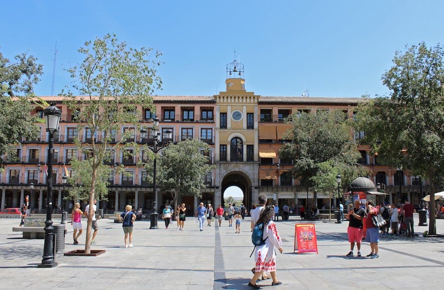 Familiarízate con la Plaza Zocodover