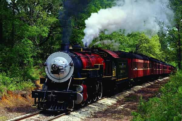 Ferrocarril del Estado de Texas-Viajes en Tren por Texas