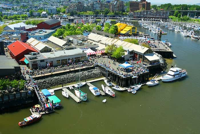 Haz algunas compras en Granville Island