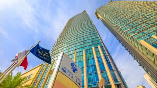 Hotel en el centro de la ciudad de Rotana