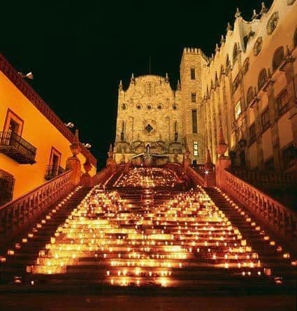 Meditación y sentarse en las iglesias- Experiencias únicas para vivir en Guanajuato