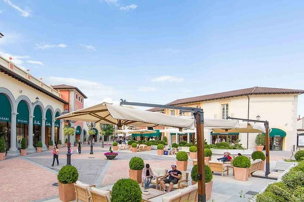 Información importante sobre el Serravalle Outlet