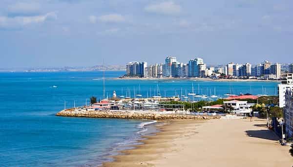Las Playas de Salinas, Bahía y Montañita