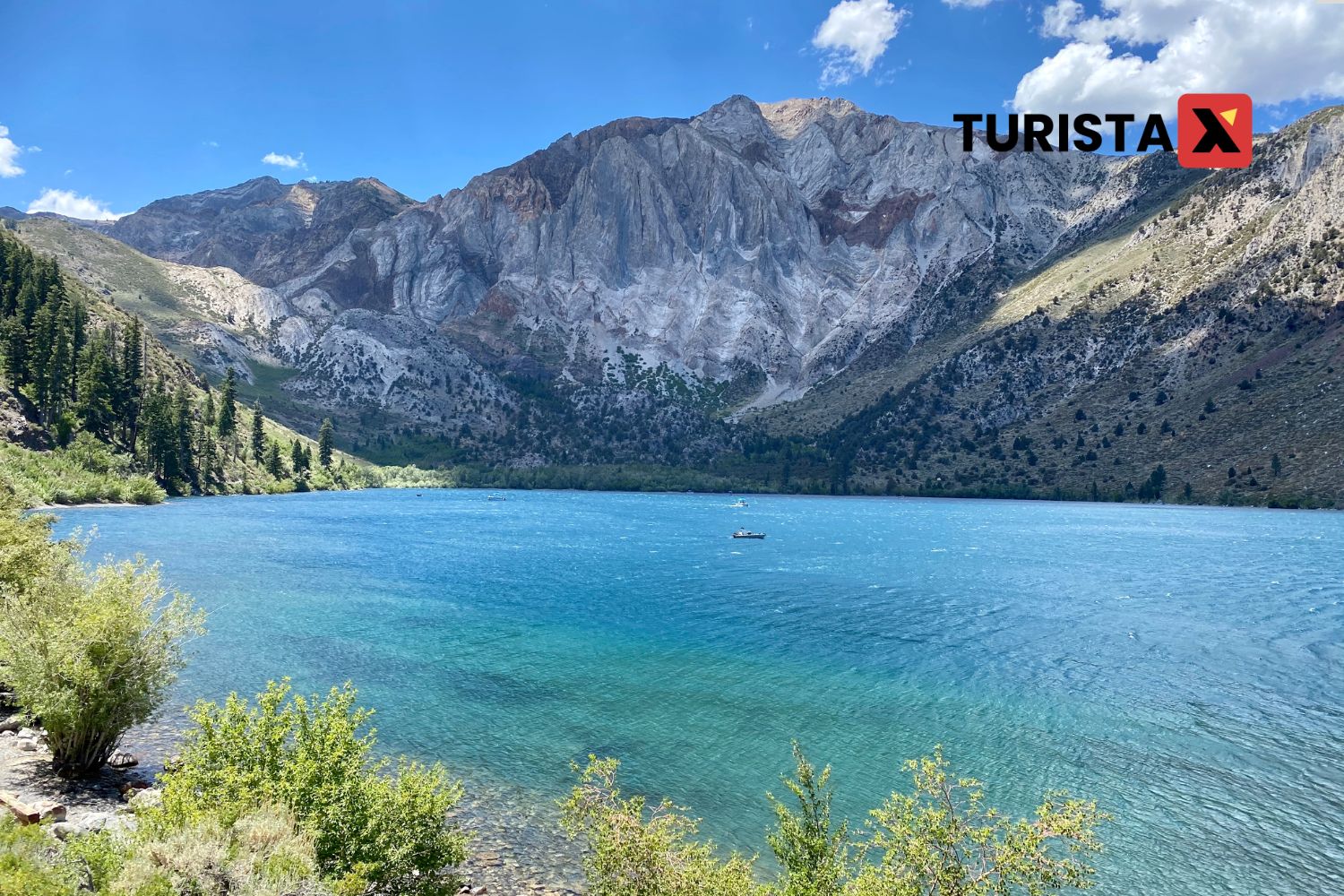 Mammoth Lakes California