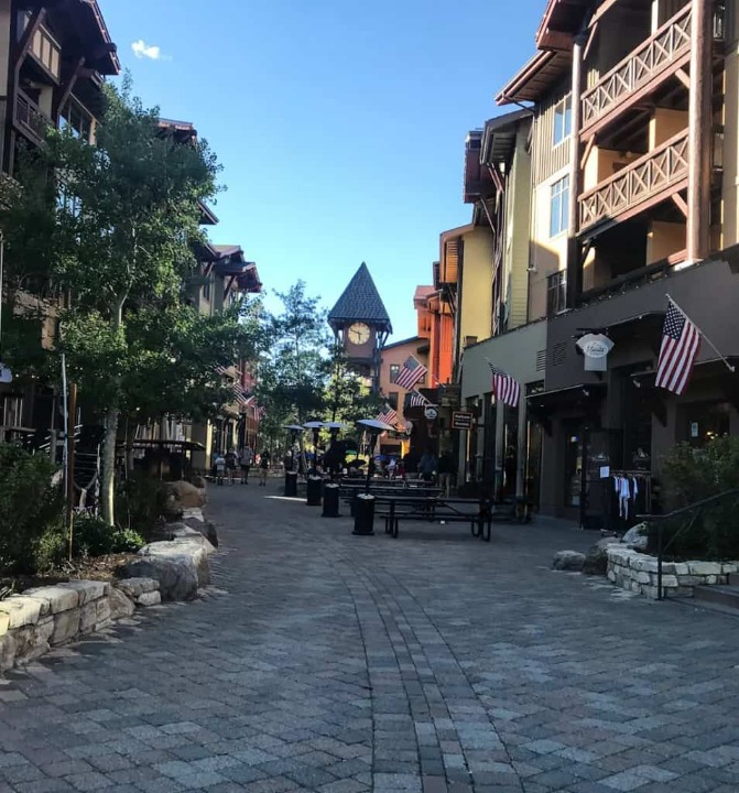 Mammoth Lakes 