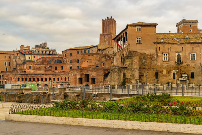 Mercado de Trajano un edificio público cubierto en Roma