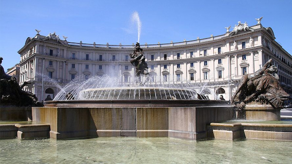 Monumentos en Piazza della Repubblica La Fuente de las Náyades
