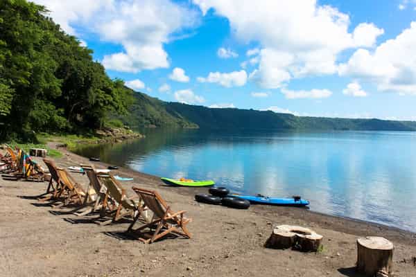 Nadar en aguas volcánicas
