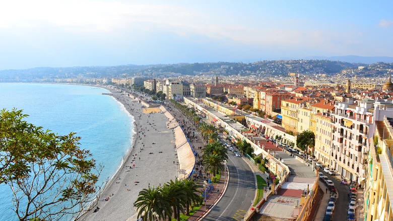 Niza, Francia