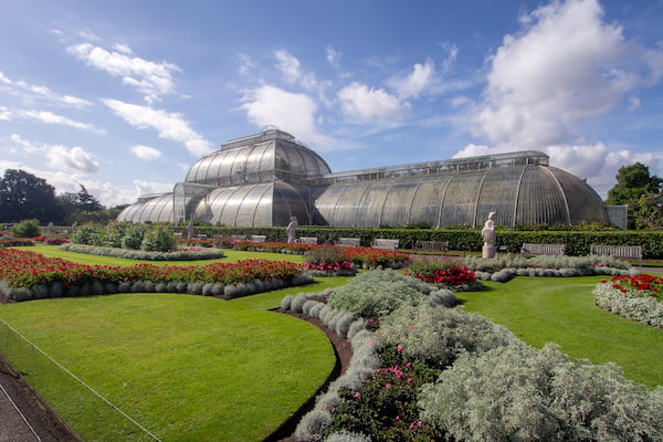 Observa con los ojos la flora y la fauna en Kew Gardens